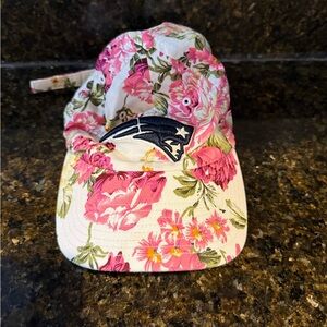 '47  floral patriots hat